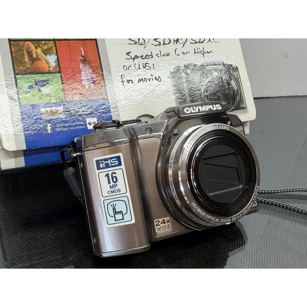 Olympus SZ-31MR Digital Camera 16MP Full HD Silver - Excellent Condition Tested